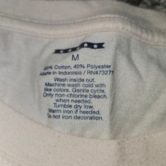 T-Shirt Size M - Picture 2 of 2